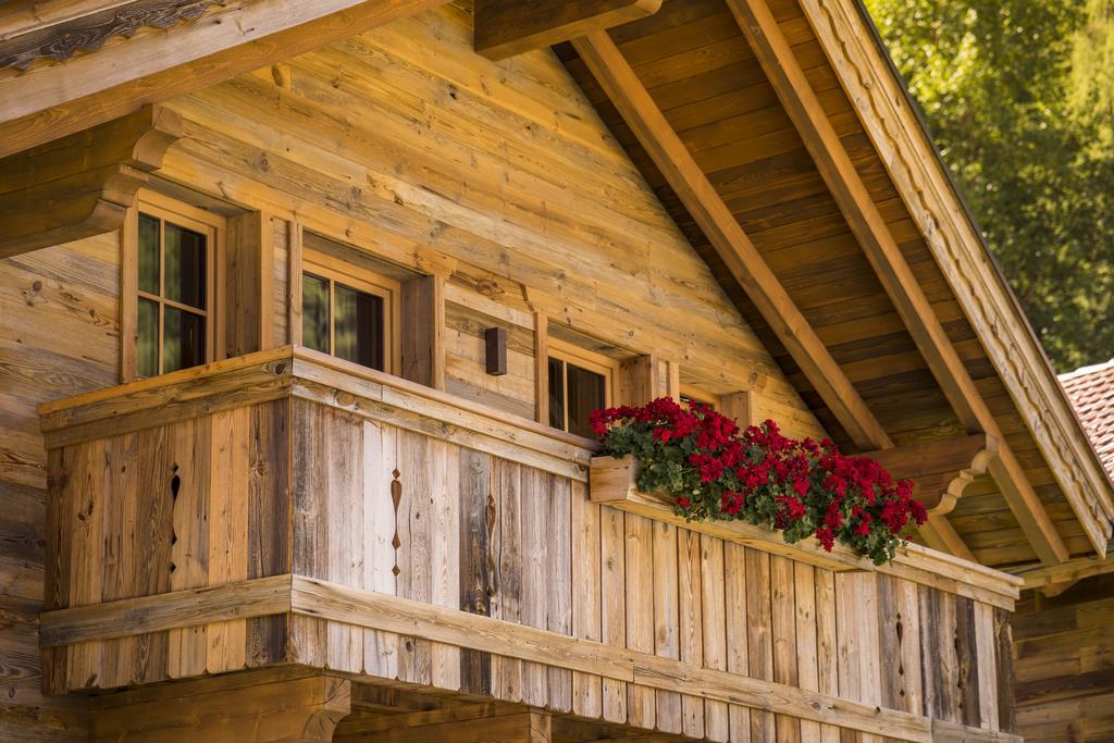 Wellnesshüttendorf Wiese Sankt Leonhard im Pitztal Exterior foto